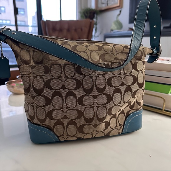 Coach Classic shoulder bag Teal and Coach Logo print - Picture 1 of 11